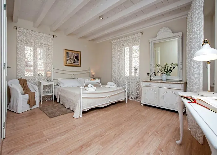 Casa Sbisa' 아파트 로비니