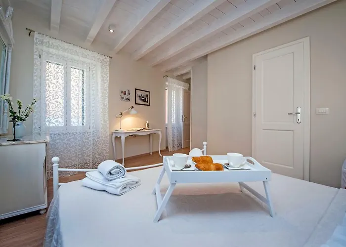 Casa Sbisa' *